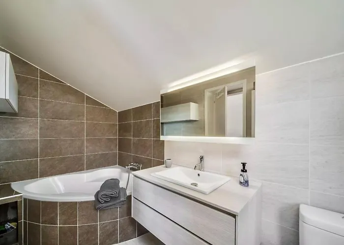 Sunset House With Gorgeous View Of The Willa Montreux