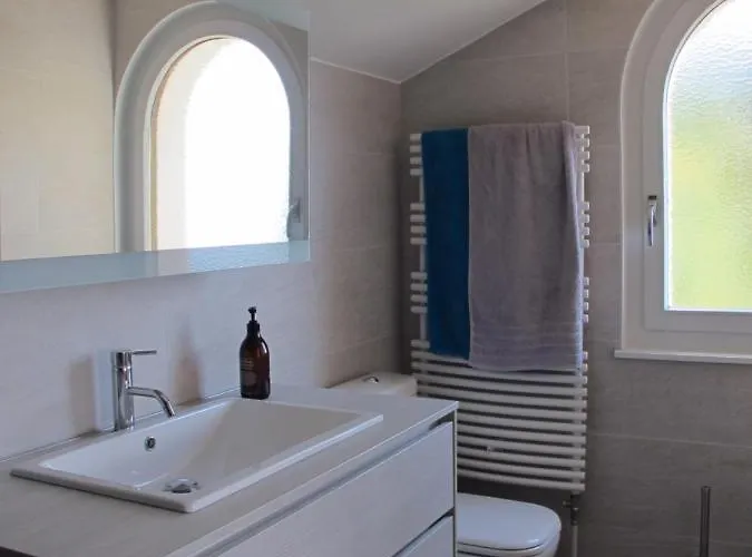 Sunset House With Gorgeous View Of The Βίλα Μοντρέ